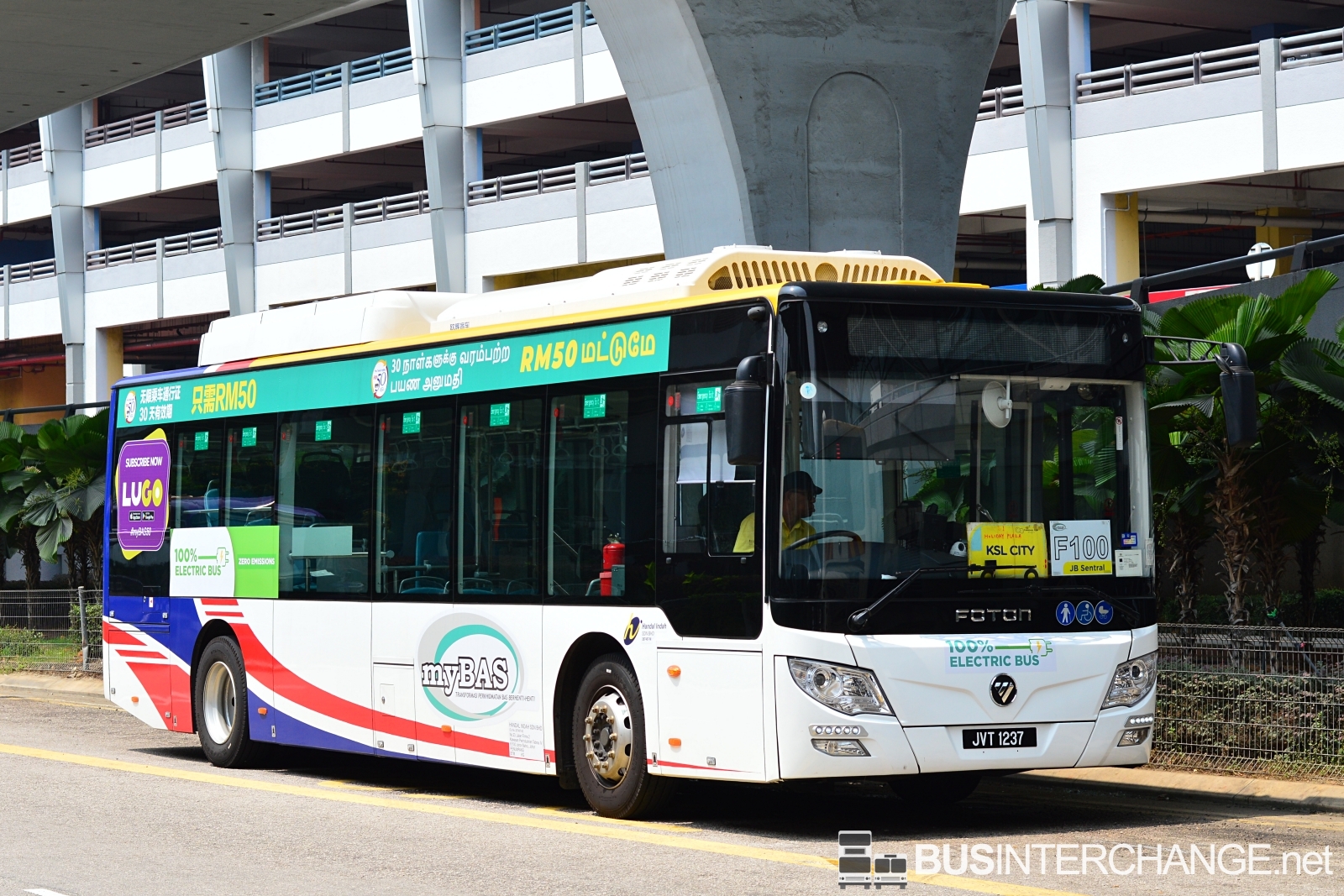 A Foton C10 Electric Bus (JVT1237) operating on Causeway Link bus service F100